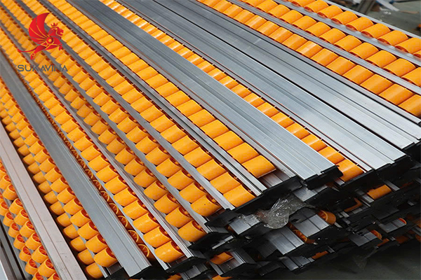 Thanh Trượt Con Lăn Nhựa Lắp Ráp – Giải Pháp Tối Ưu Cho Dây Chuyền Sản Xuất